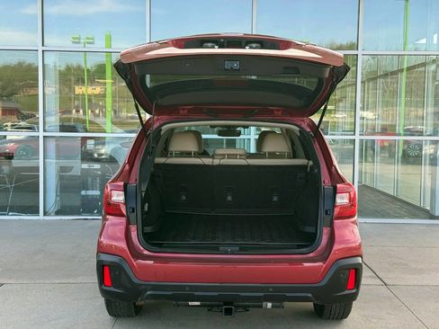 Used 2019 Subaru Outback 2.5i Limited w/ Protection Package #1 AWD/4WD image 11
