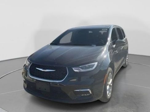 New 2026 Chrysler Pacifica Select image 5