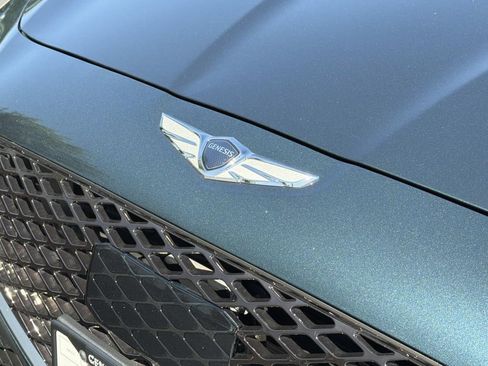Used 2023 Genesis G70 2.0T w/ Sport Prestige Package RWD image 28