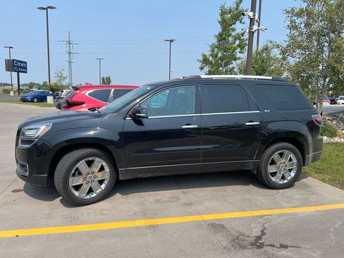 Used 2017 GMC Acadia Limited SLT AWD/4WD image 12