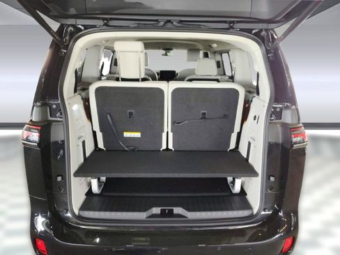 New 2025 Volkswagen ID. Buzz Pro S Plus image 26