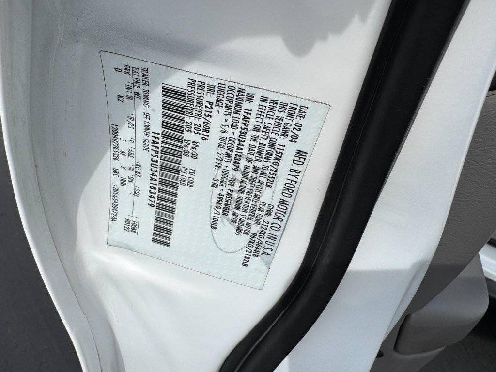 Used 2004 Ford Taurus SE FWD image 19