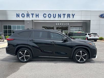 Used 2022 Toyota Highlander XSE