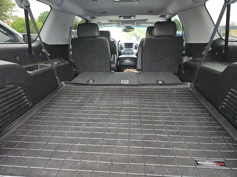 Used 2019 Chevrolet Suburban Premier image 18