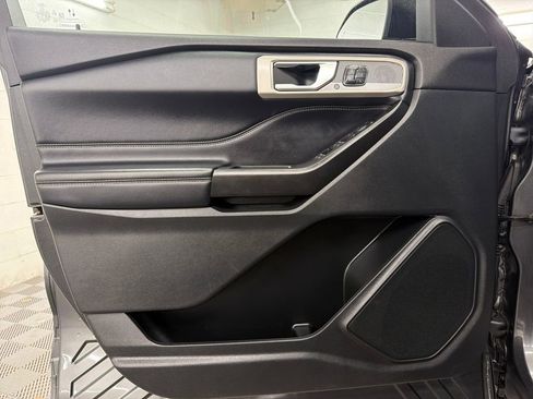 Certified 2020 Ford Explorer Limited image 17