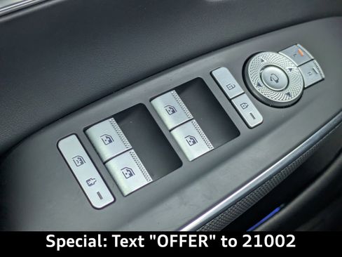 Used 2024 Genesis GV70 2.5T w/ Sport Prestige Package image 27