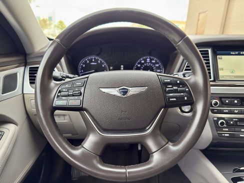 Used 2017 Genesis G80 3.8 image 27