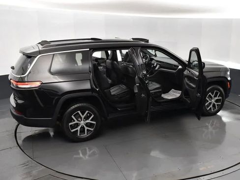 Used 2024 Jeep Grand Cherokee L Limited w/ Luxury Tech Group II image 6