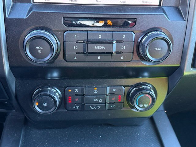 Used 2019 Ford F150 XLT w/ Equipment Group 302A Luxury AWD/4WD image 24