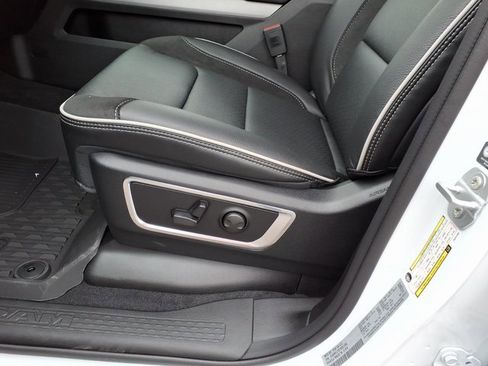 New 2026 RAM 1500 Laramie image 8