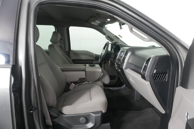 Used 2018 Ford F150 XLT AWD/4WD image 27