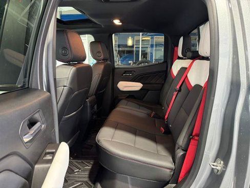 Used 2023 GMC Canyon AT4X AWD/4WD image 9