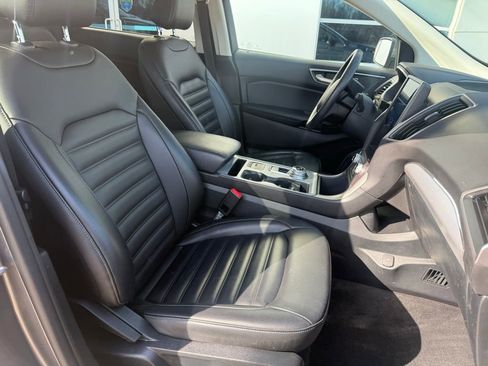 Used 2021 Ford Edge SEL image 14