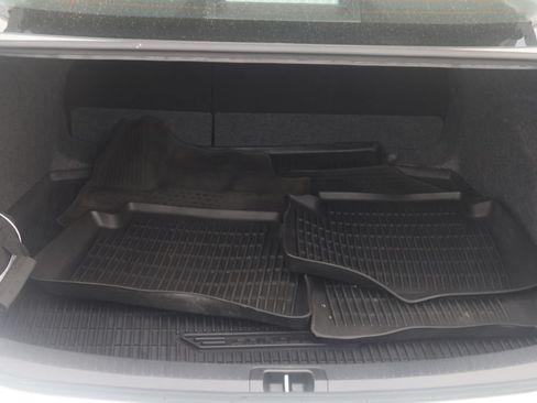 Used 2025 Toyota Corolla LE FWD image 24