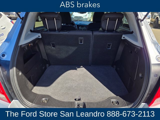 Used 2017 Chevrolet Trax LT FWD image 28