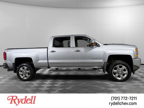 Used 2017 Chevrolet Silverado 2500 LTZ w/ Duramax Plus Package image 6