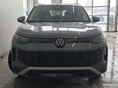 New 2026 Volkswagen Tiguan SE image 3