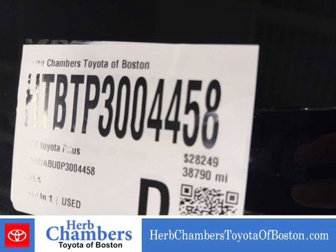 Used 2023 Toyota Prius LE AWD/4WD image 15