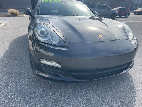 Used 2011 Porsche Panamera image 25
