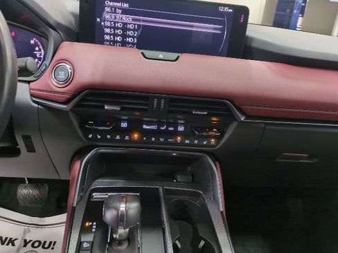 Used 2025 MAZDA CX-70 3.3 Turbo S w/ Premium Package image 11