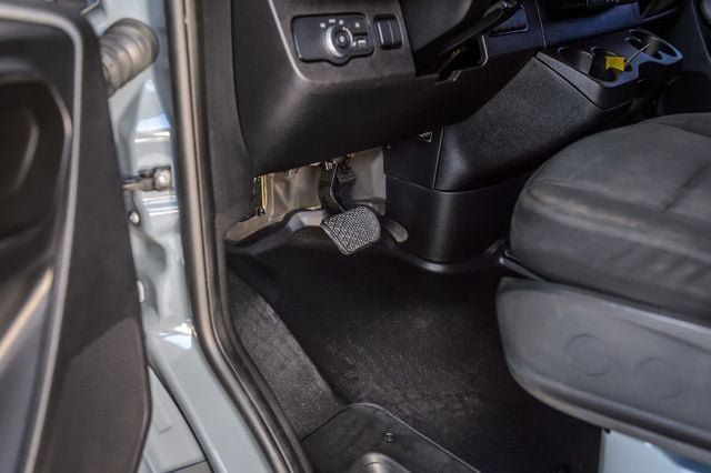 Used 2021 Mercedes-Benz Sprinter 2500 w/ Premium Package image 29