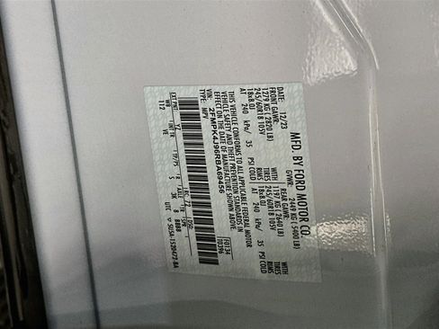 Used 2024 Ford Edge SEL AWD/4WD image 12