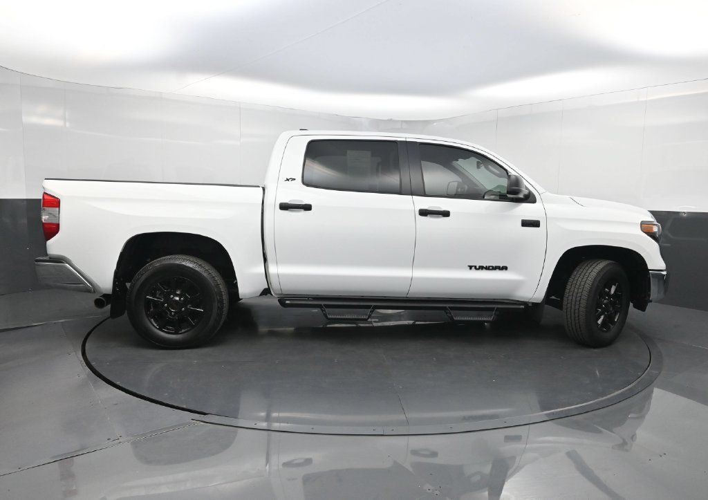 Used 2020 Toyota Tundra SR5 w/ SR5 Leather Package AWD/4WD image 40