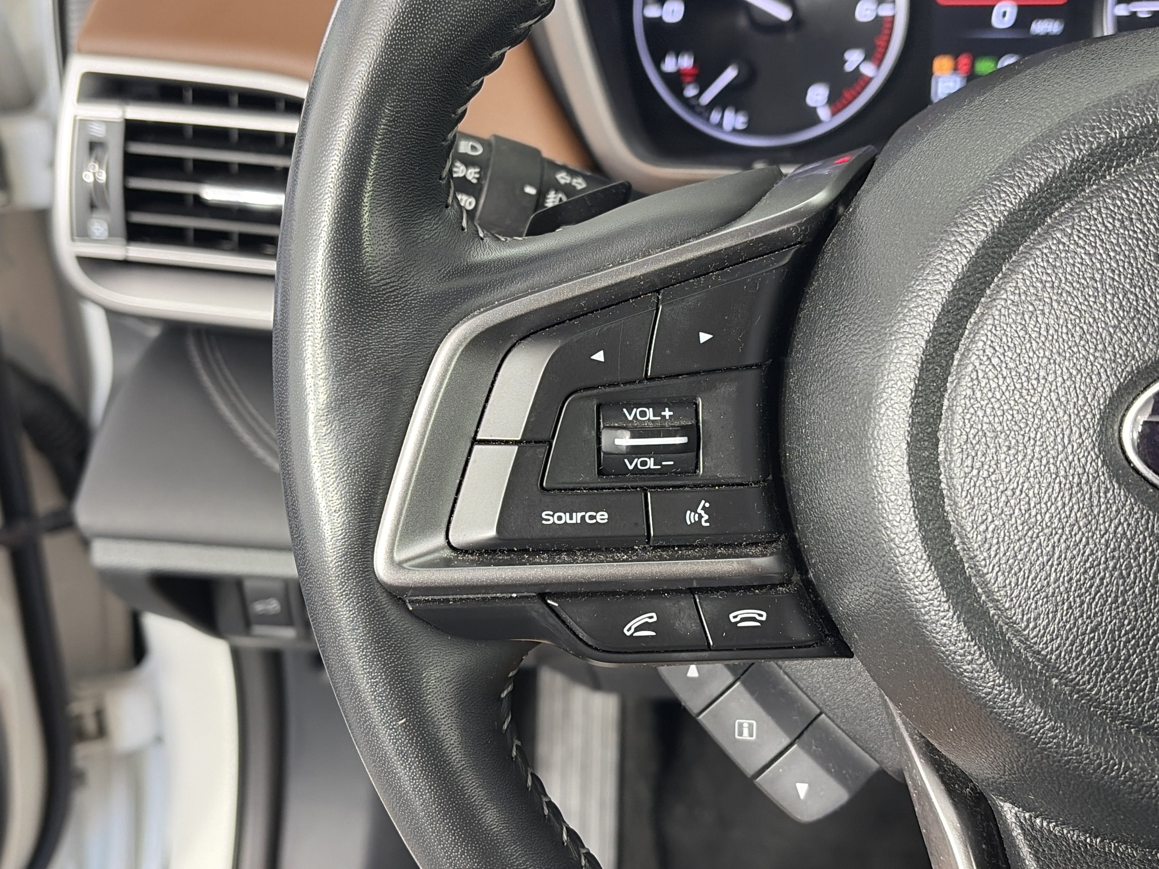 Used 2021 Subaru Outback Touring AWD/4WD image 29