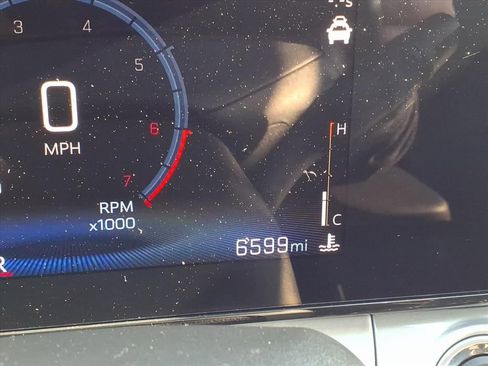 Used 2025 Chevrolet Trax LT w/ Driver Confidence Package FWD image 19