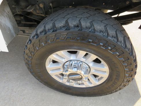 Used 2015 Ford F350 XLT w/ XLT Value Package image 21