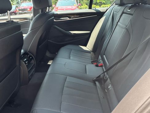 Used 2023 BMW 530i xDrive w/ Convenience Package AWD/4WD image 10