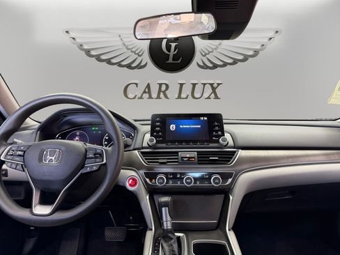 Used 2018 Honda Accord LX image 11