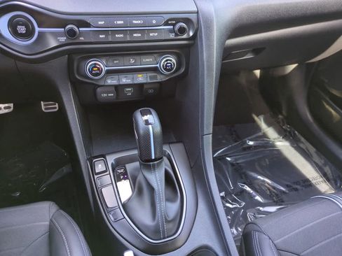 Used 2022 Hyundai Veloster N FWD image 17