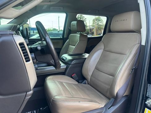 Used 2019 GMC Sierra 3500 Denali w/ Duramax Plus Package AWD/4WD image 23