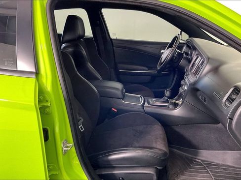 Used 2023 Dodge Charger R/T w/ Plus Group RWD image 9
