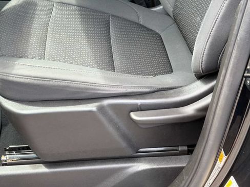 Used 2022 Chevrolet Silverado 1500 Custom RWD image 21