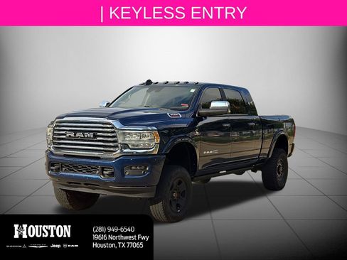 Used 2022 RAM 3500 Limited AWD/4WD image 9