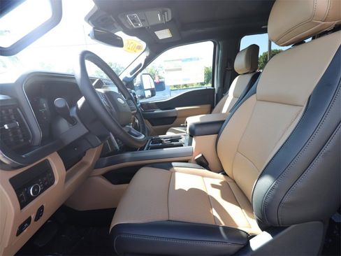 New 2026 Ford F250 Lariat w/ Lariat Ultimate Package image 2