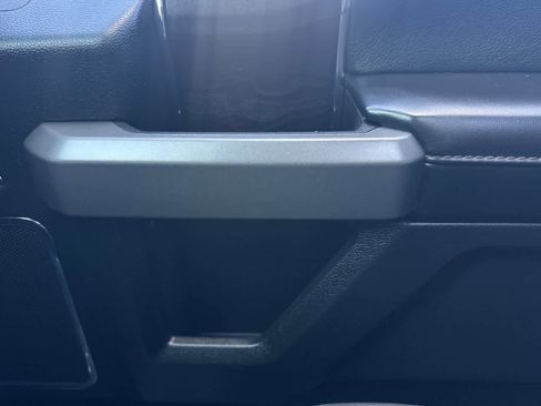 Used 2019 Ford F150 Platinum w/ Equipment Group 701A Luxury image 20