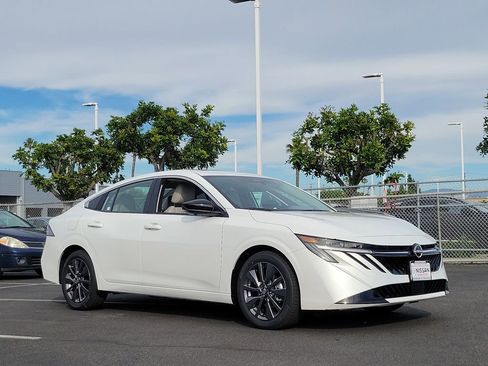 New 2026 Nissan Sentra SL w/ Floor Mat Package FWD image 22