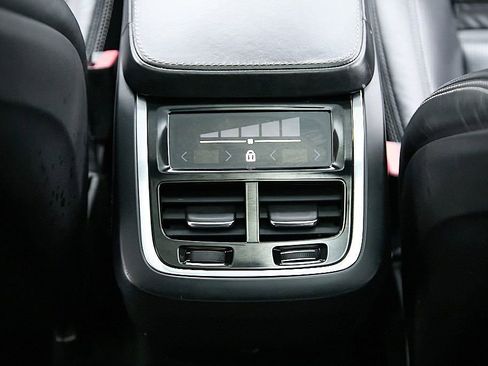 Used 2018 Volvo XC90 T6 Inscription w/ Convenience Package image 26