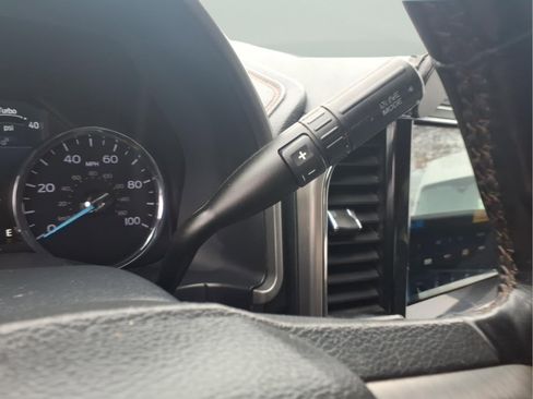 Used 2022 Ford F350 Platinum image 21