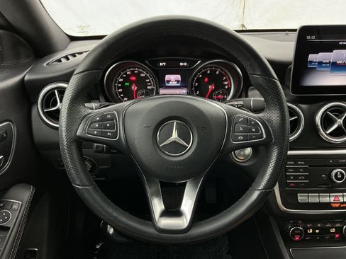 Used 2019 Mercedes-Benz CLA 250 image 30