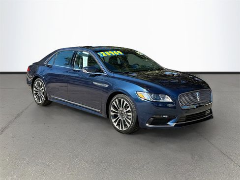 Used 2017 Lincoln Continental Reserve image 1