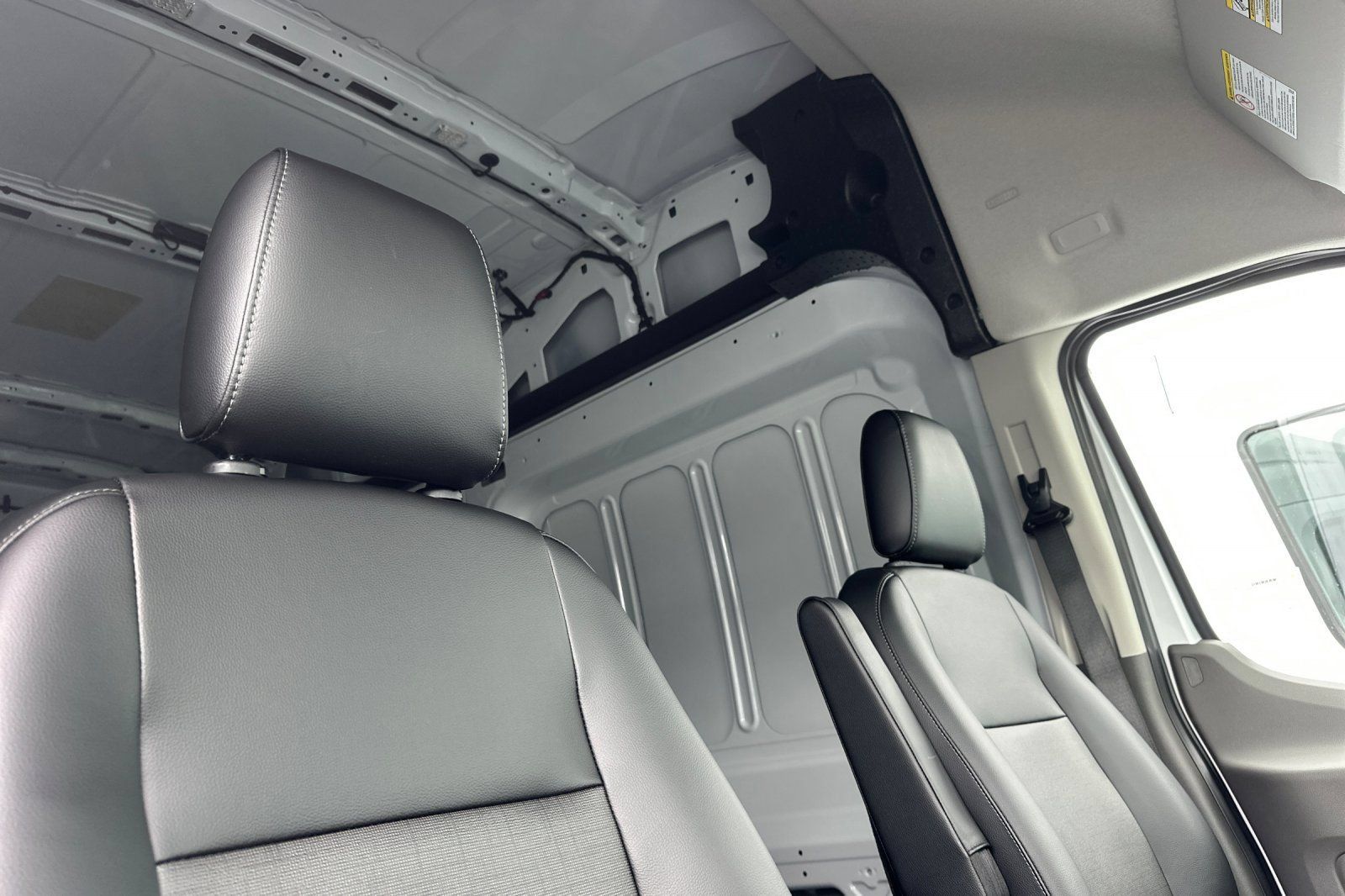 New 2027 Ford Transit 250 148 High Roof RWD image 17
