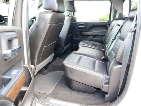 Used 2018 GMC Sierra 2500 Denali w/ Duramax Plus Package AWD/4WD image 16