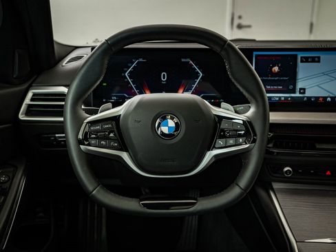 Used 2025 BMW 330i xDrive Sedan image 28