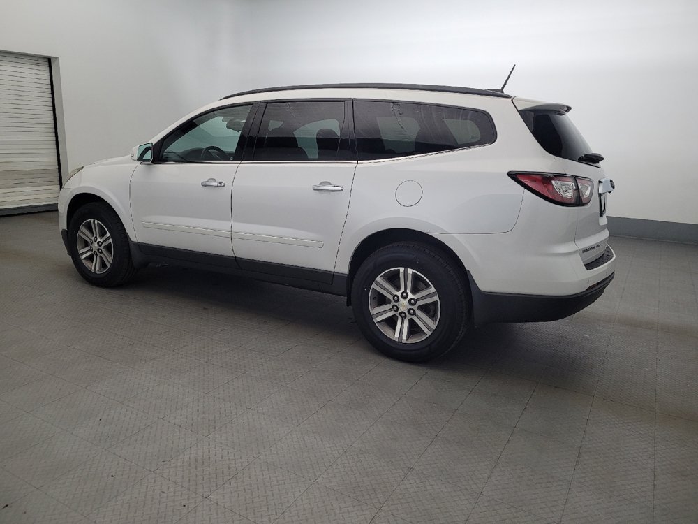 Used 2017 Chevrolet Traverse LT AWD/4WD image 3