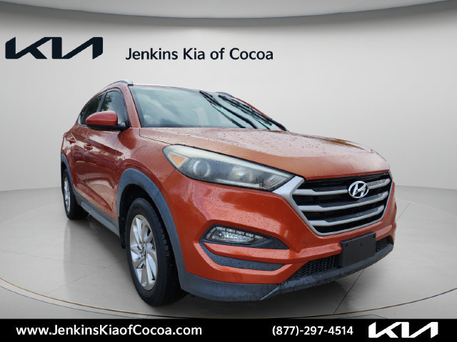 Used 2017 Hyundai Tucson SE w/ SE Popular Package 02 FWD image 2