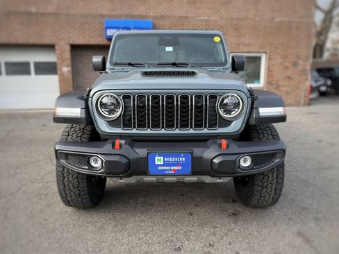 New 2026 Jeep Gladiator Mojave w/ Safety Group image 2